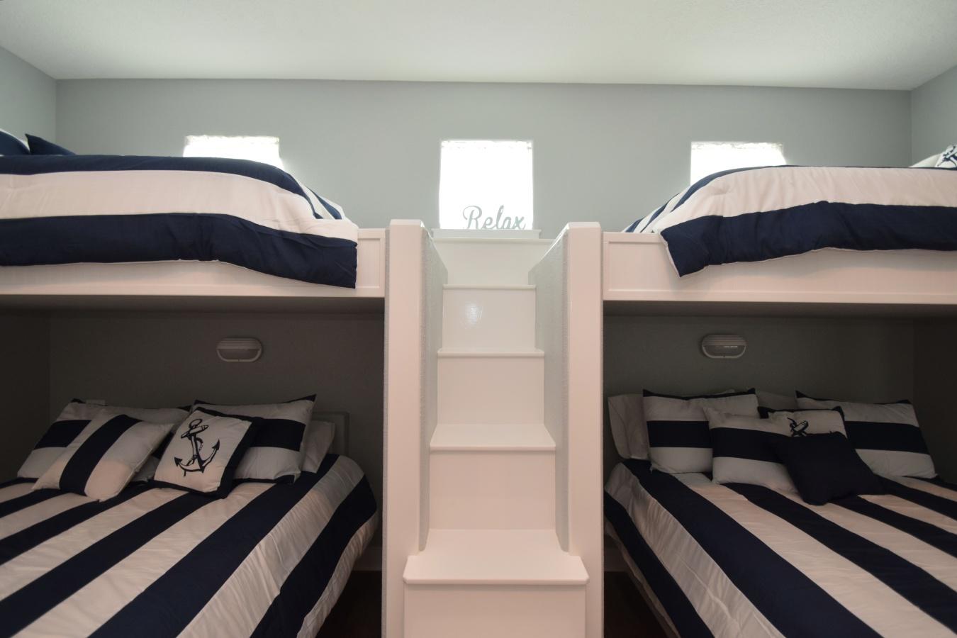 The Pesky Pelican | Photo 18