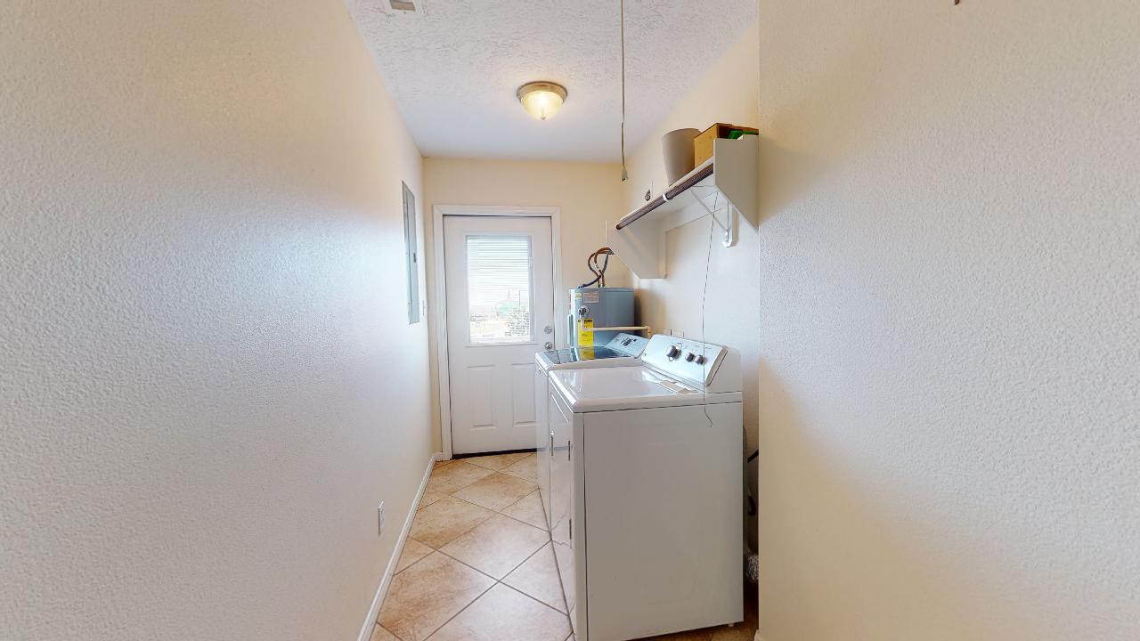 3 Tiki Time | Photo 23