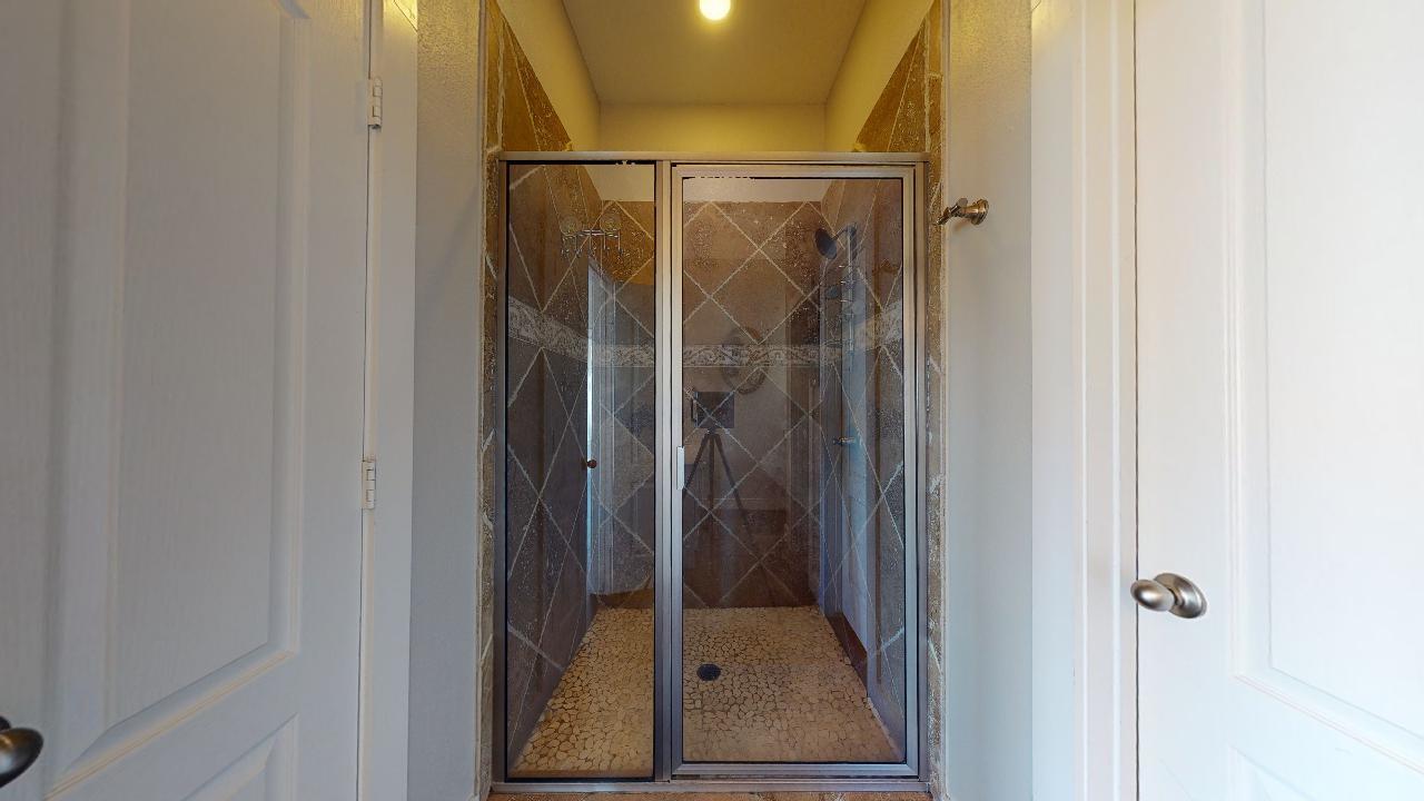 Salty Waves | Photo 14