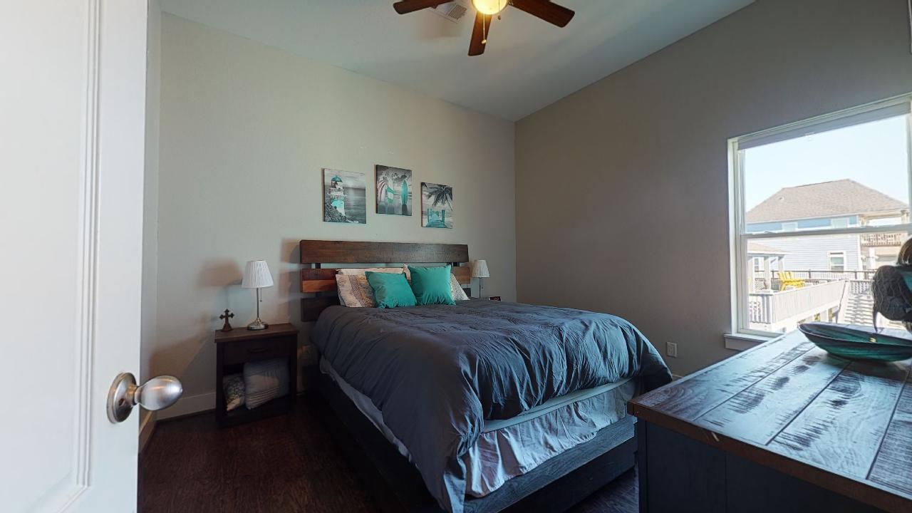 Salty Waves | Photo 18