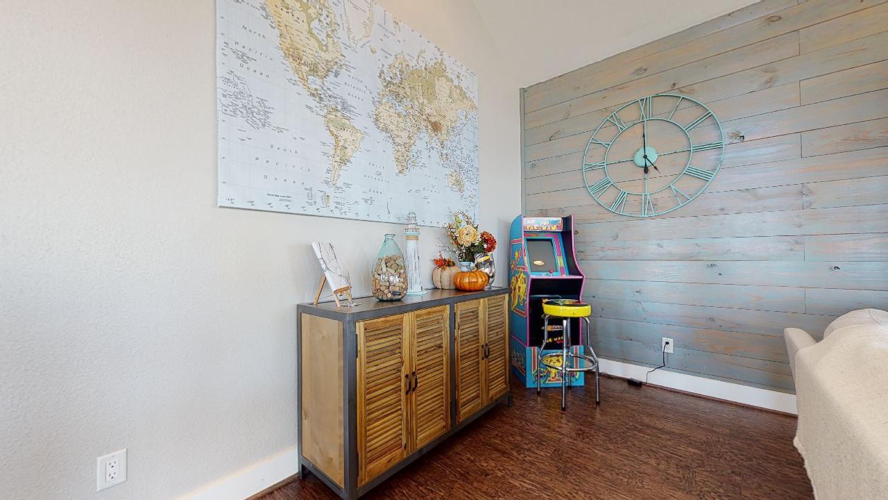 Salty Waves | Photo 4