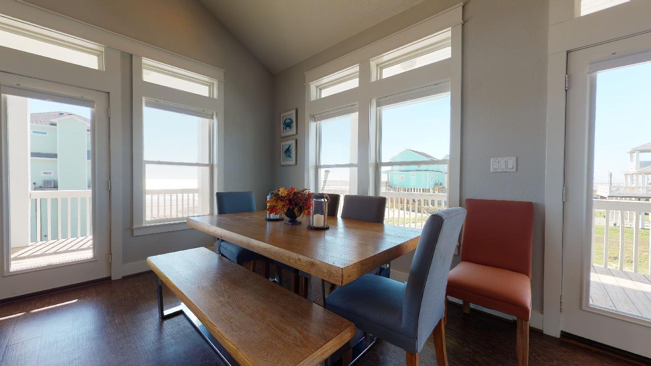 Salty Waves | Photo 6