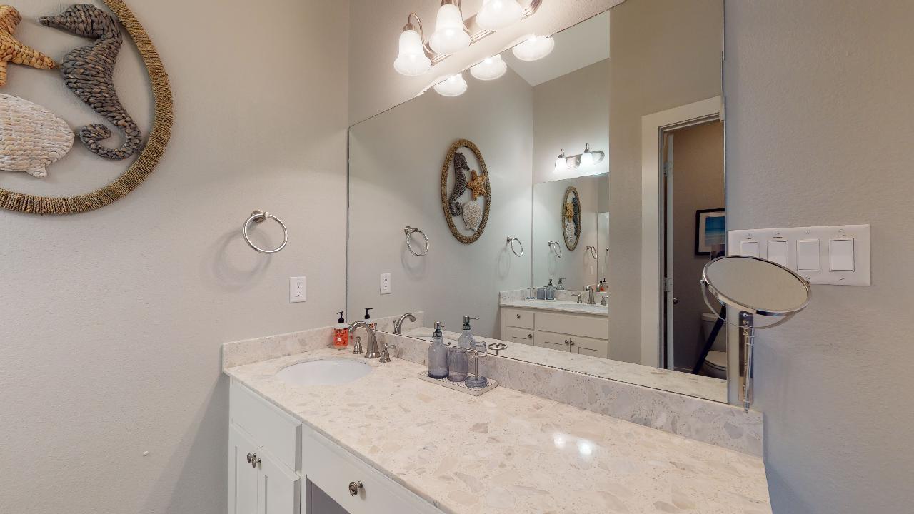 Salty Waves | Photo 15