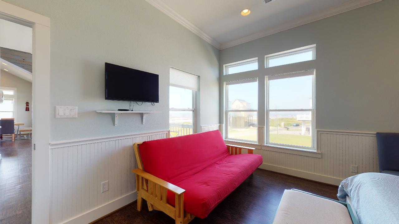 Salty Waves | Photo 11