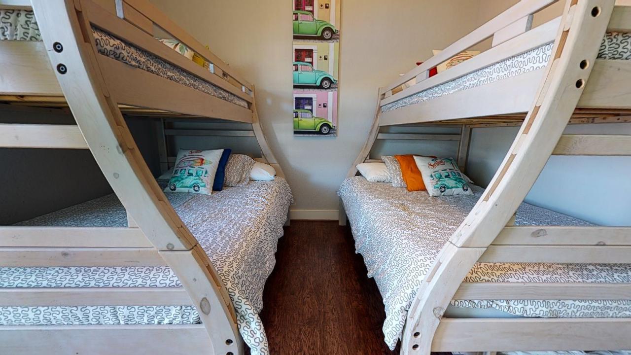 Salty Waves | Photo 20