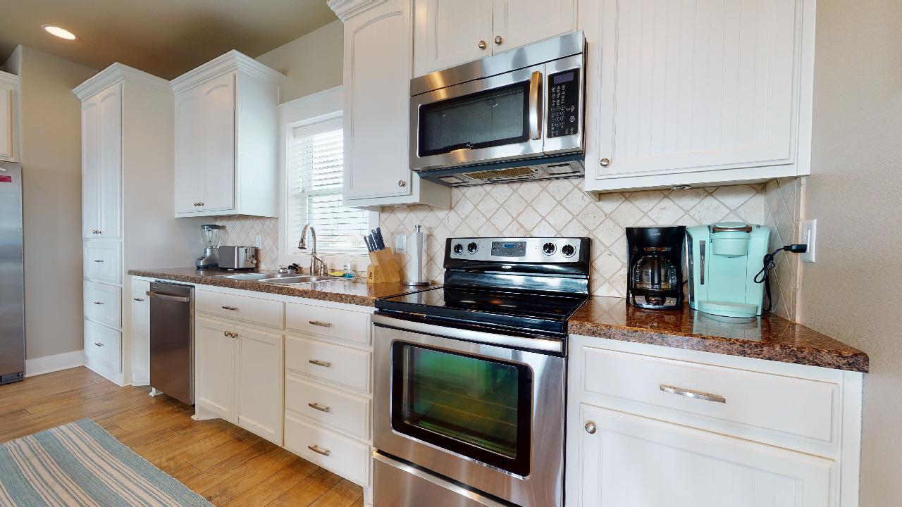 A Crystal Tide | Photo 7