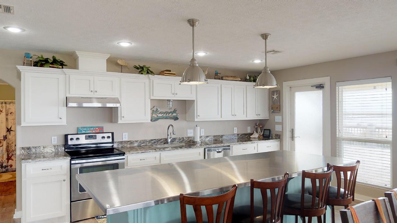 On the Rocks | Photo 6