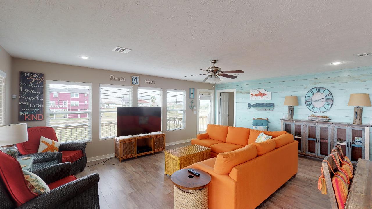 On the Rocks | Photo 4