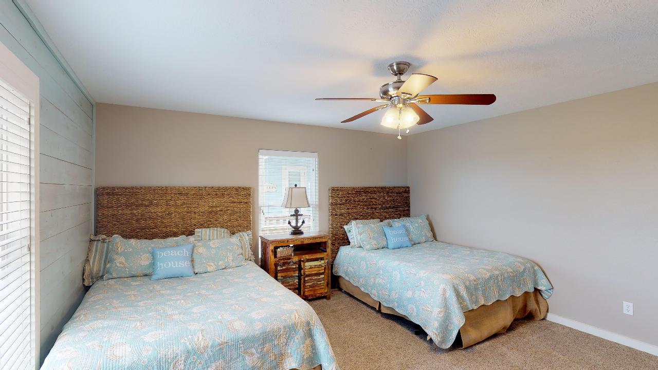 On the Rocks | Photo 9