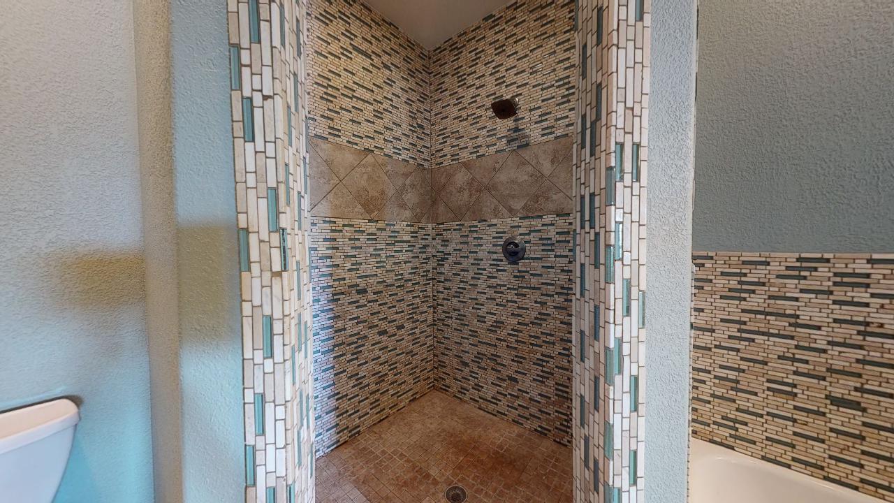 Bee Bee's Place | Photo 23