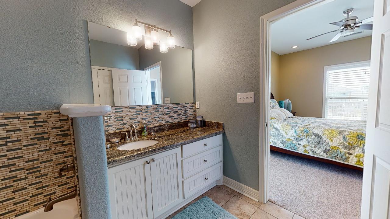 Bee Bee's Place | Photo 31