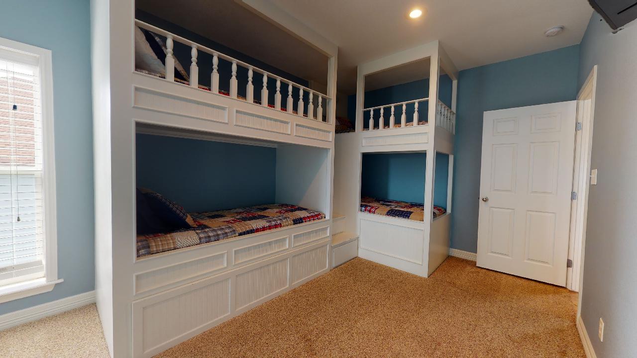 Bee Bee's Place | Photo 18