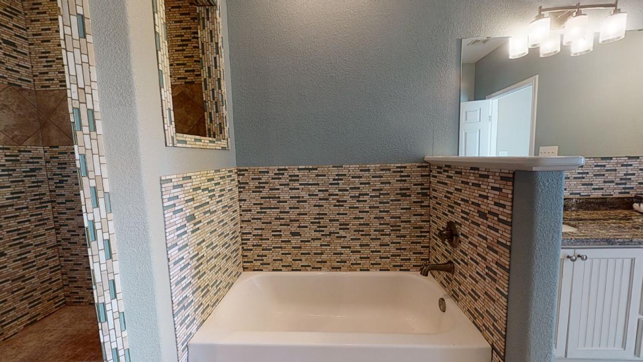 Bee Bee's Place | Photo 28