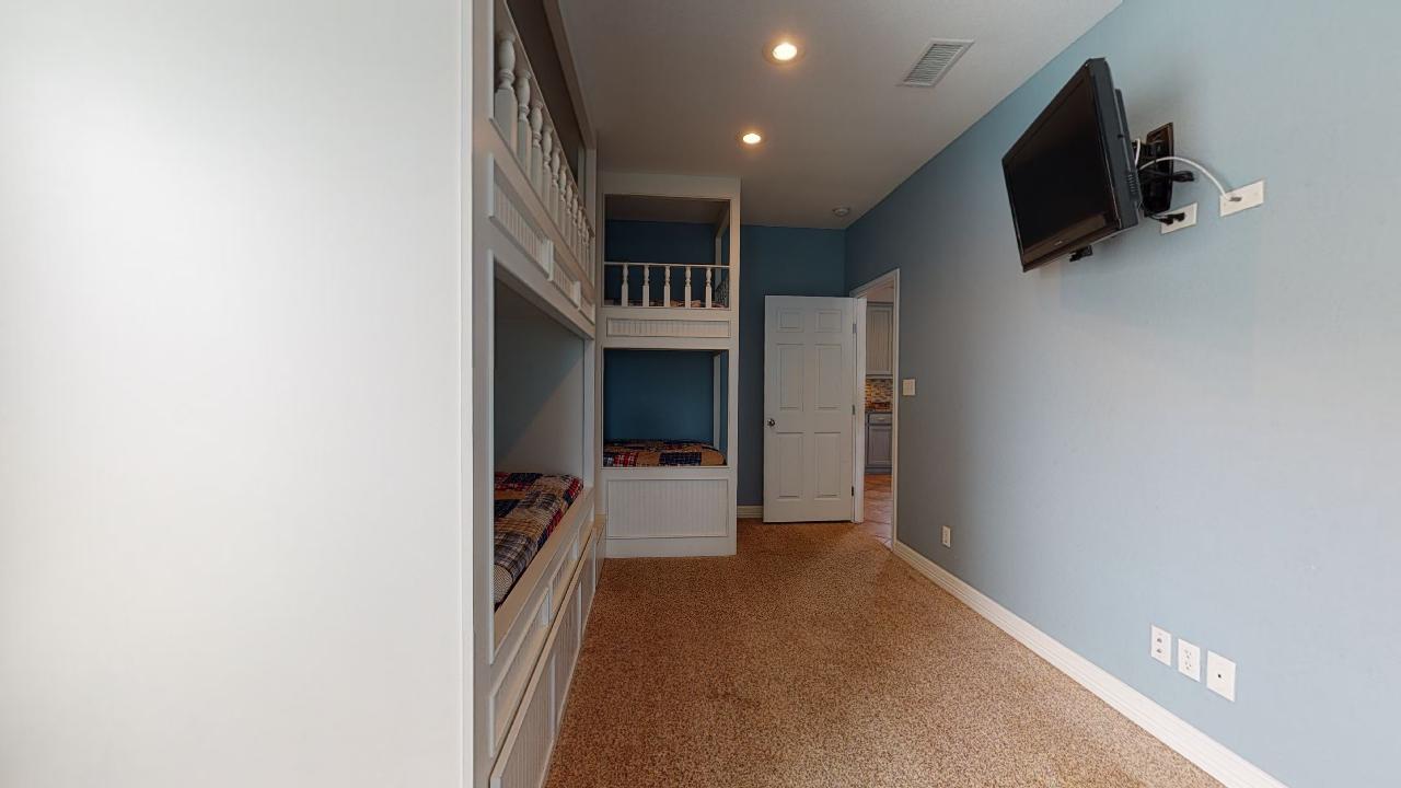 Bee Bee's Place | Photo 19