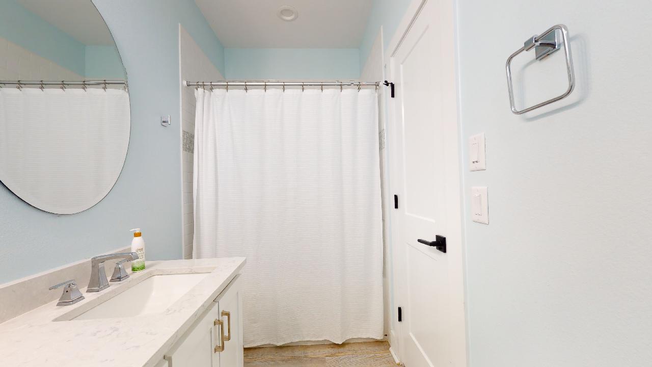 Blissful by the Sea | Photo 27