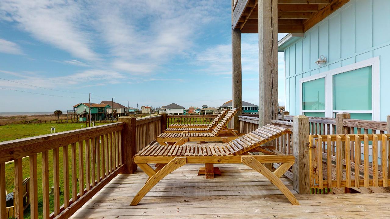 Blissful by the Sea | Photo 30