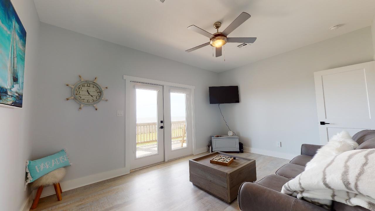 Blissful by the Sea | Photo 21