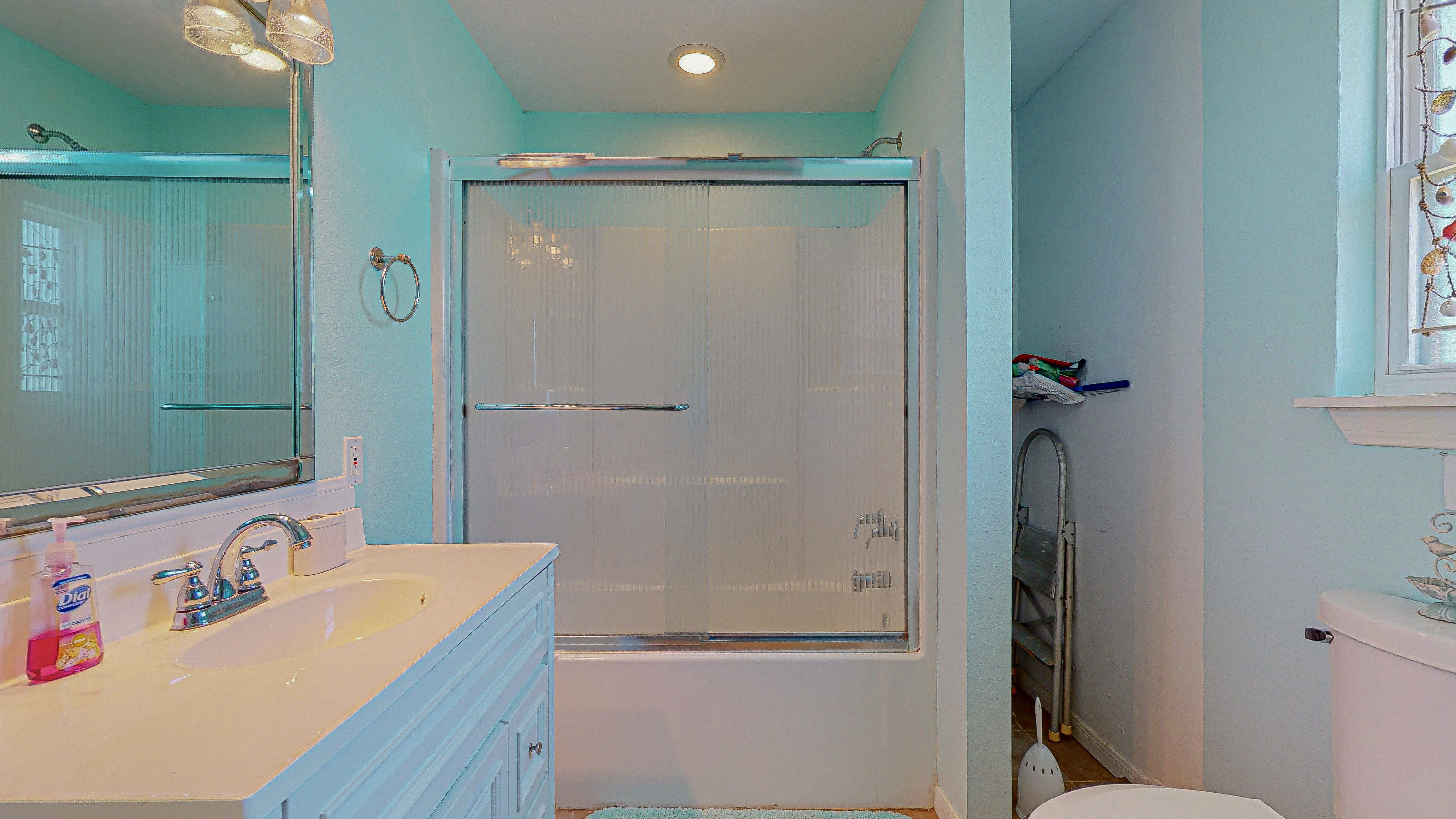 A Coral Crab | Photo 11