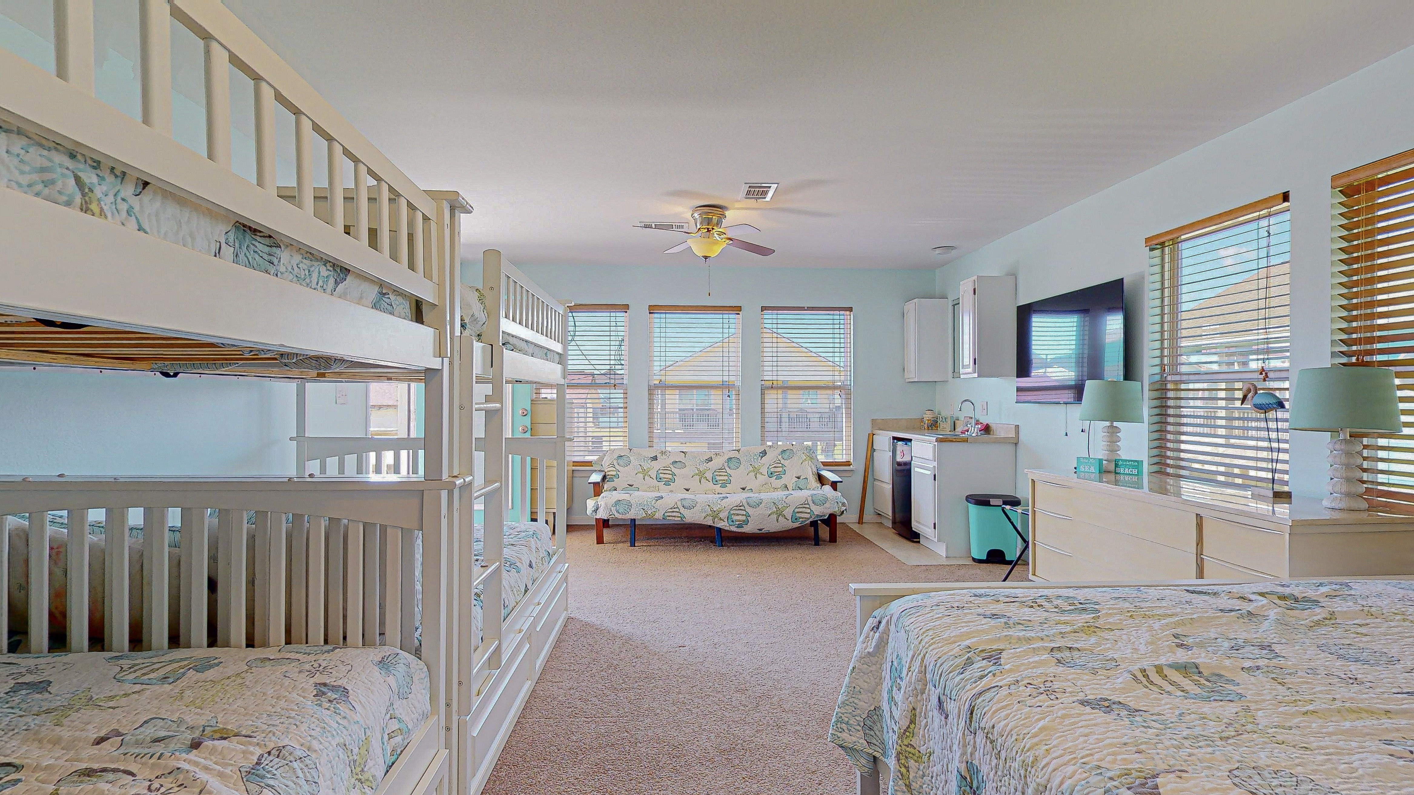 A Coral Crab | Photo 5