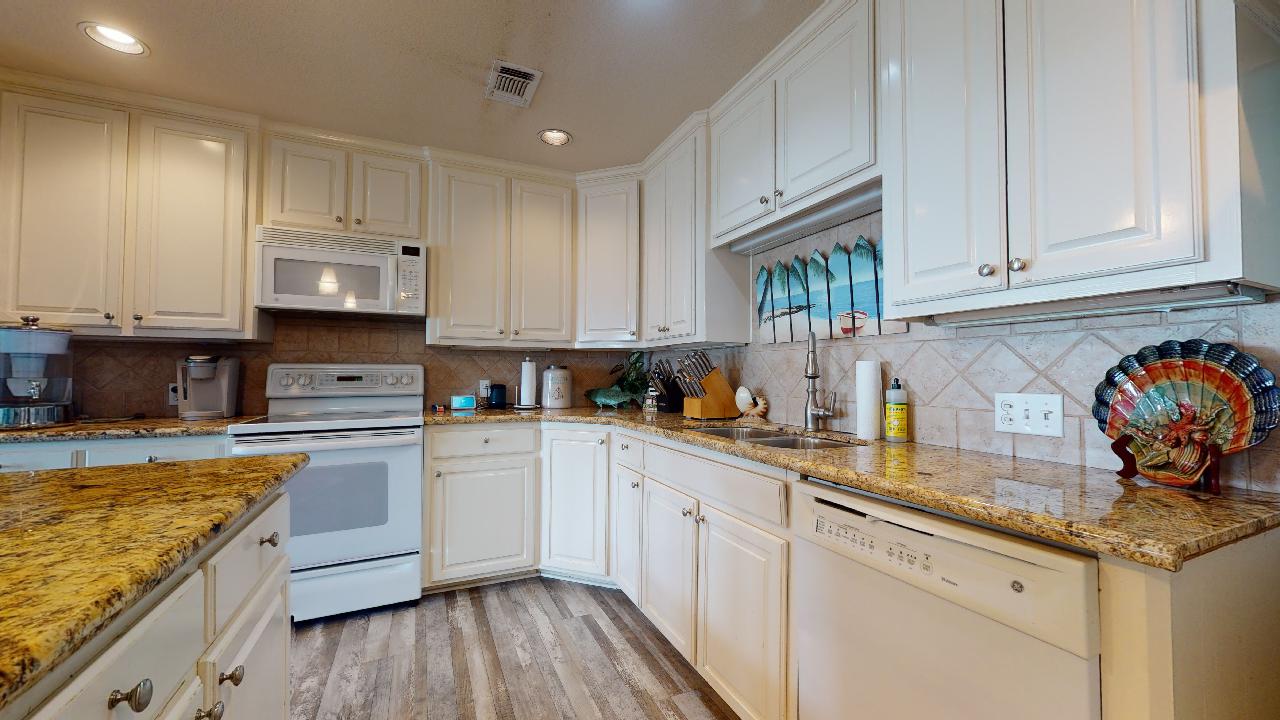 A Wave From Everything | Photo 9