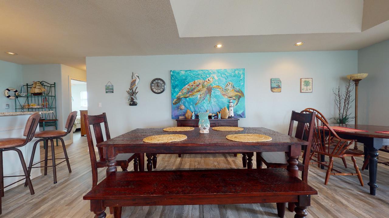 A Wave From Everything | Photo 5