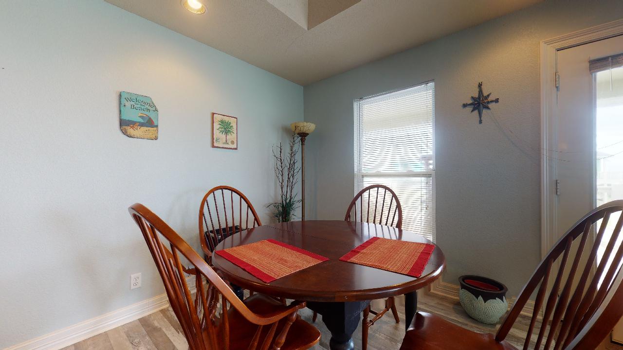 A Wave From Everything | Photo 6