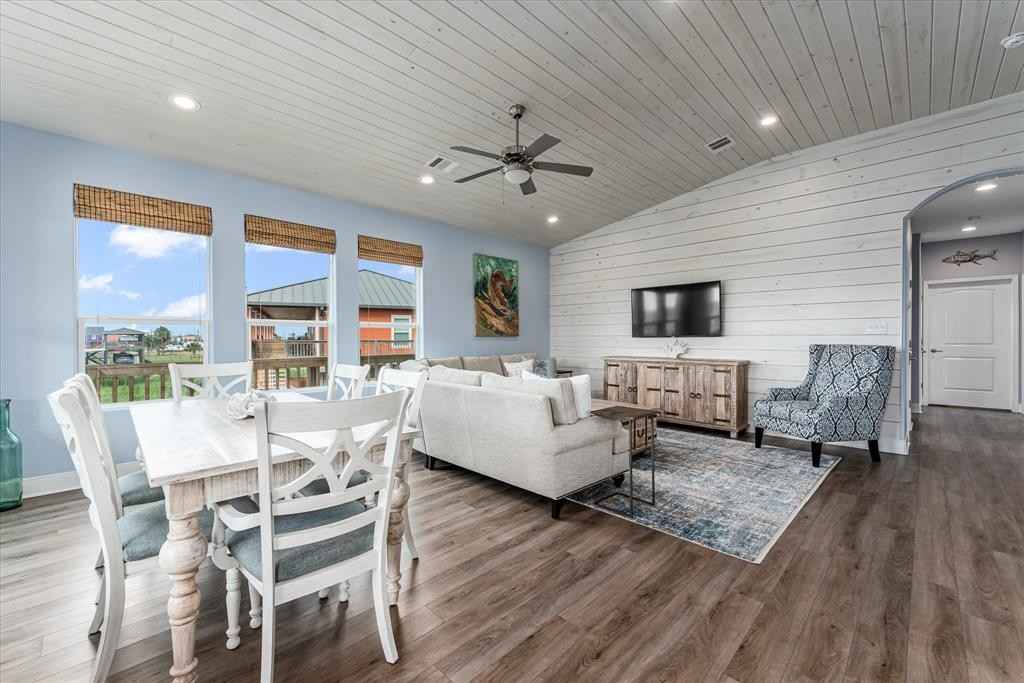 Alecia's Place | Photo 26