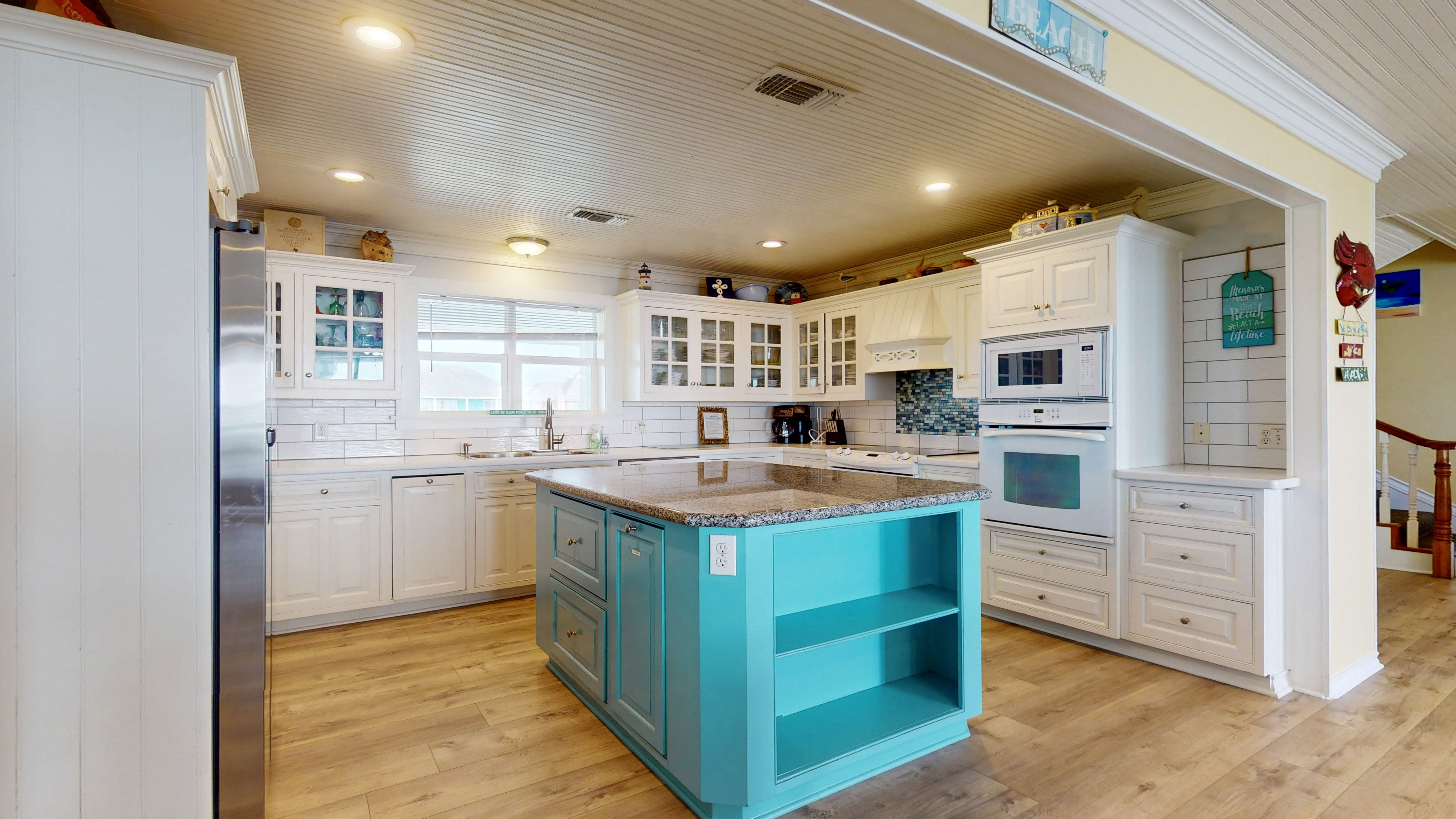 A Sea Glass Estate | Photo 13