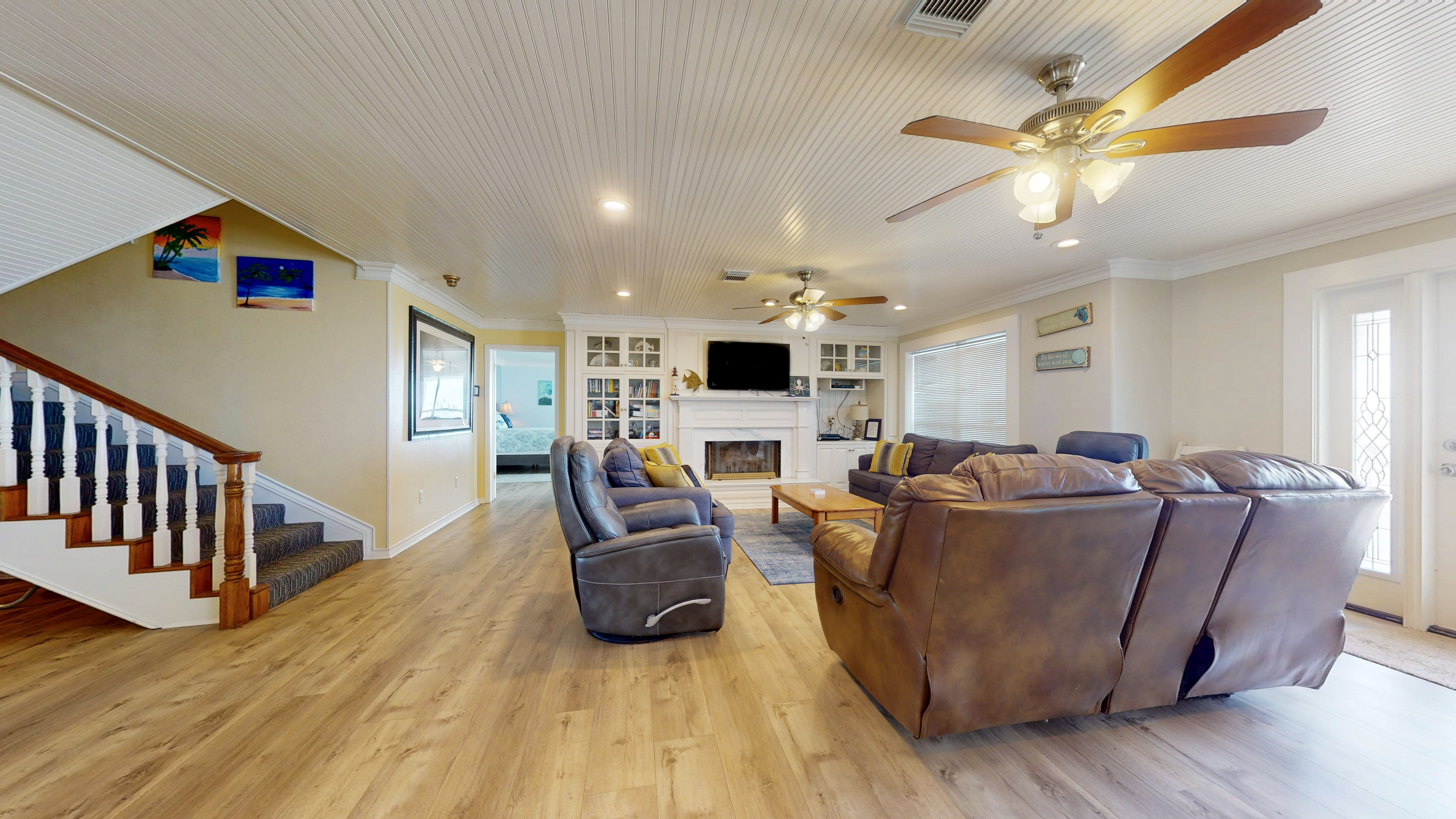 A Sea Glass Estate | Photo 3