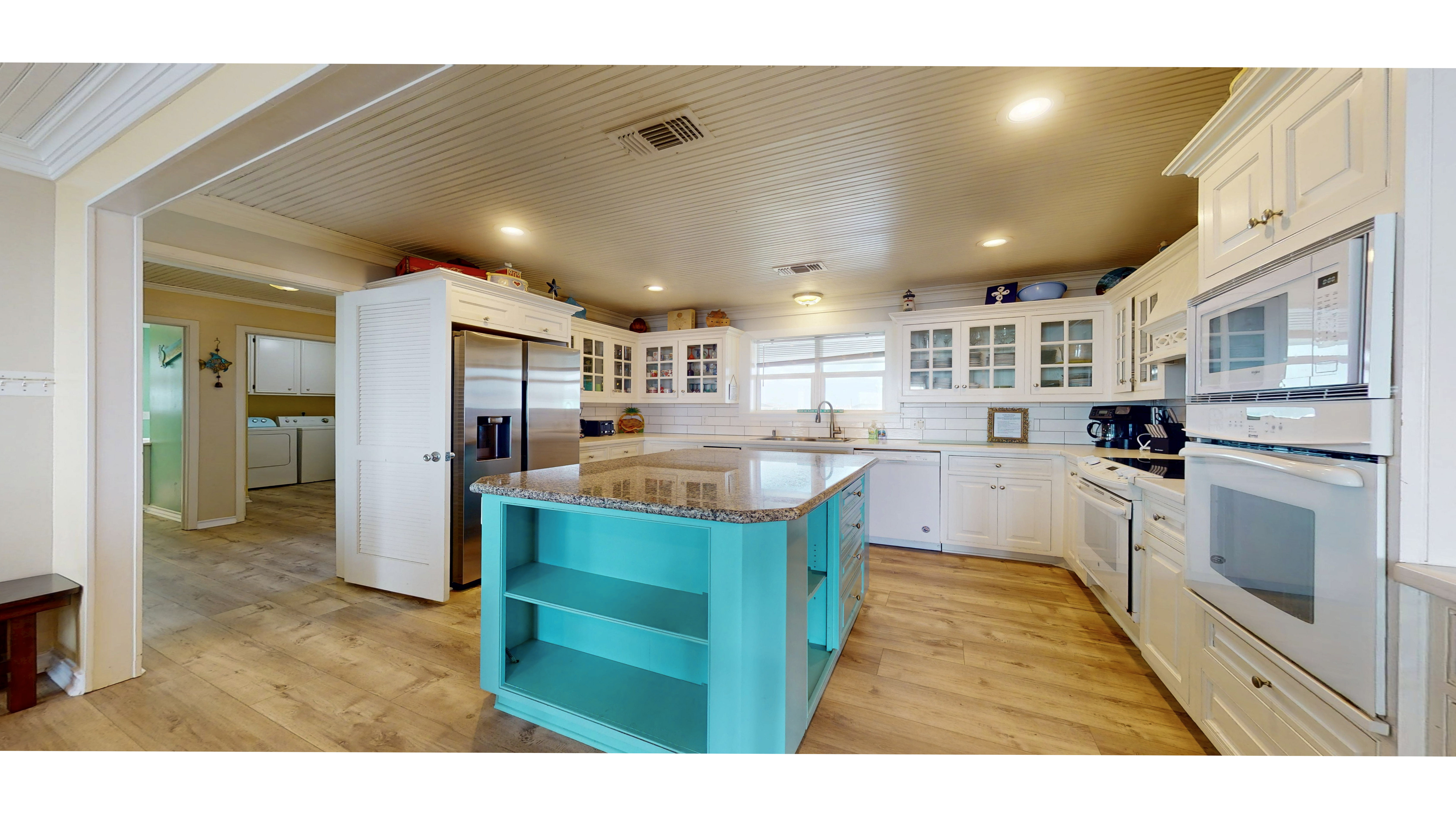 A Sea Glass Estate | Photo 16