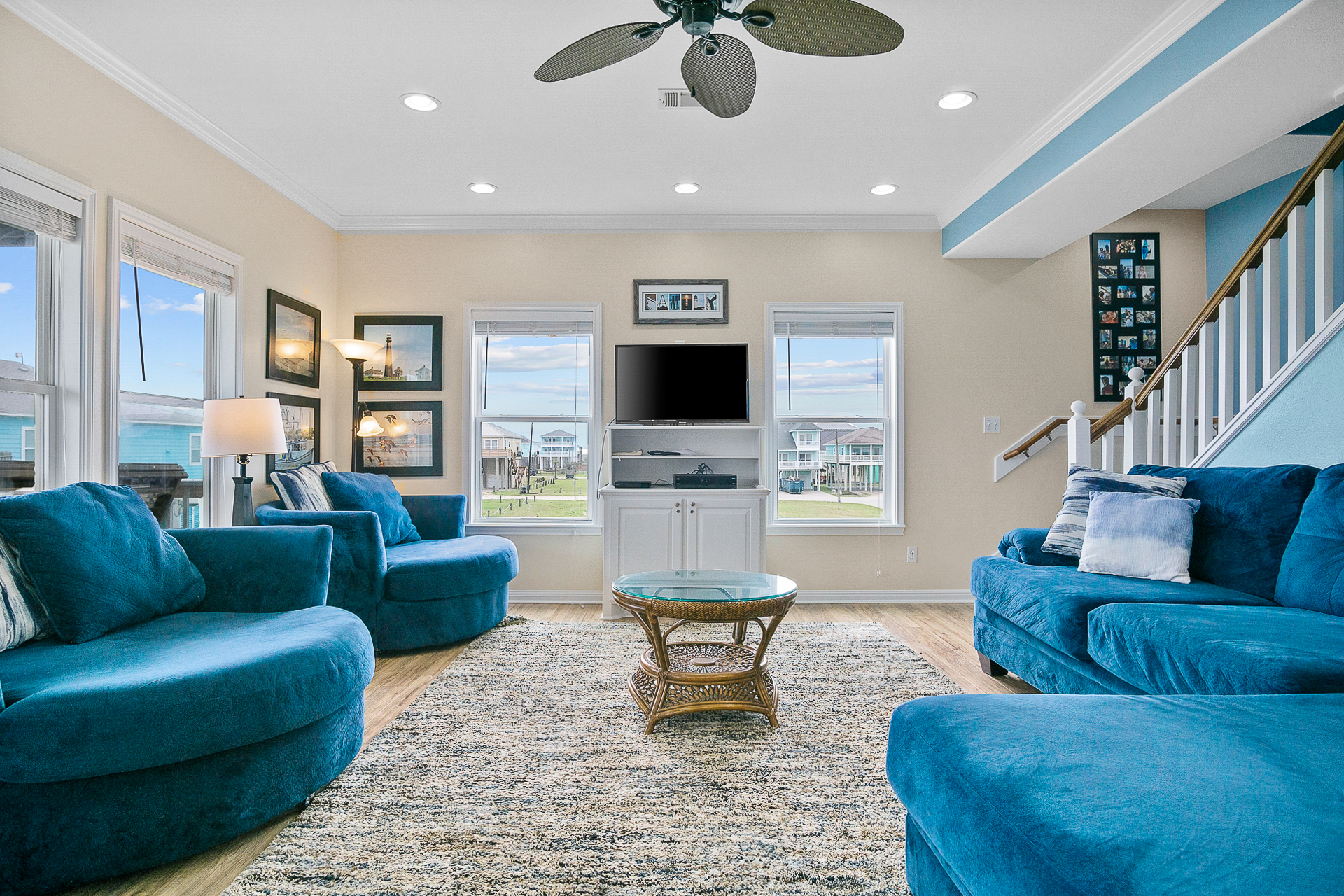 Pelican Crossing | Photo 11