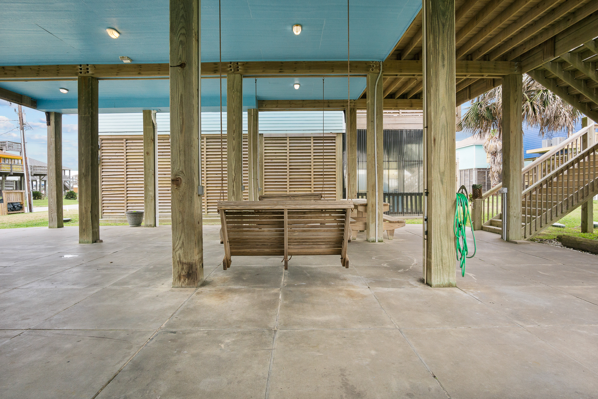 Pelican Crossing | Photo 51