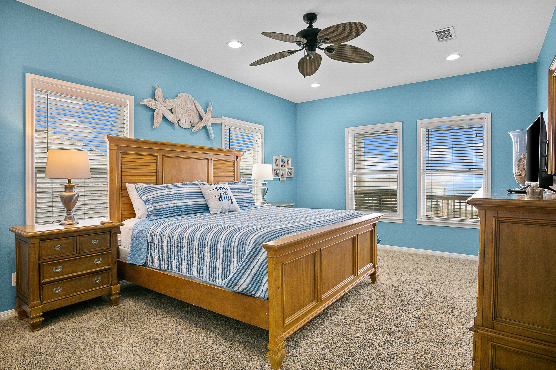 Pelican Crossing | Photo 39