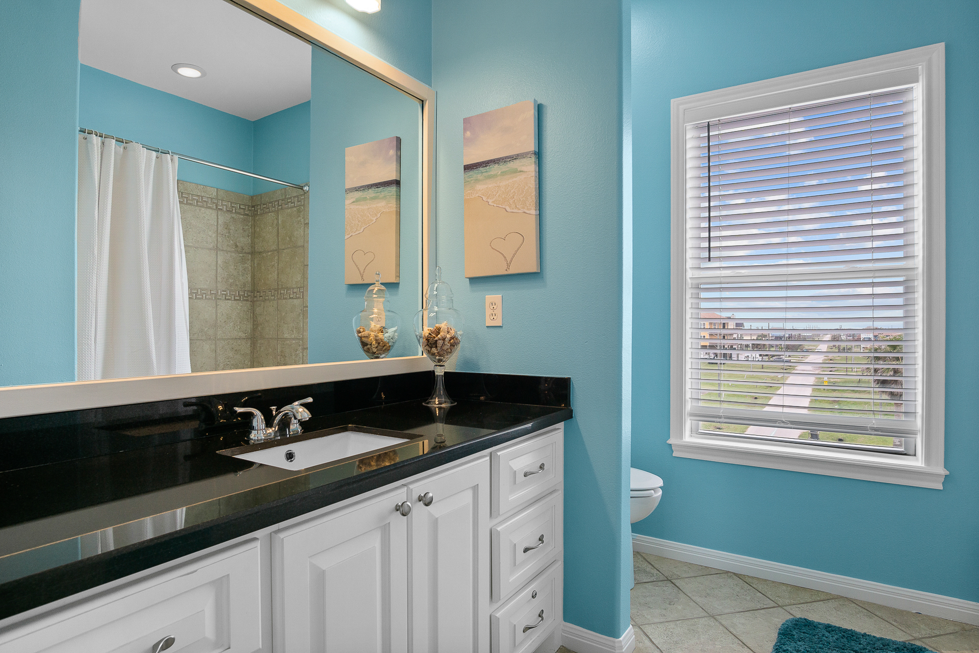 Pelican Crossing | Photo 33