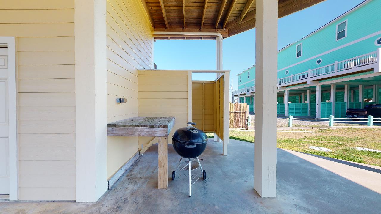 Pompano Paradise | Photo 18