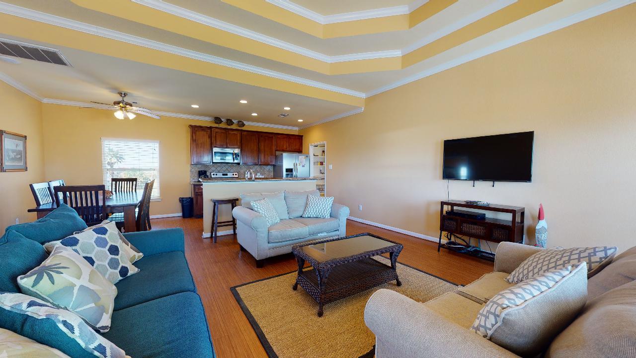 Pompano Paradise | Photo 4