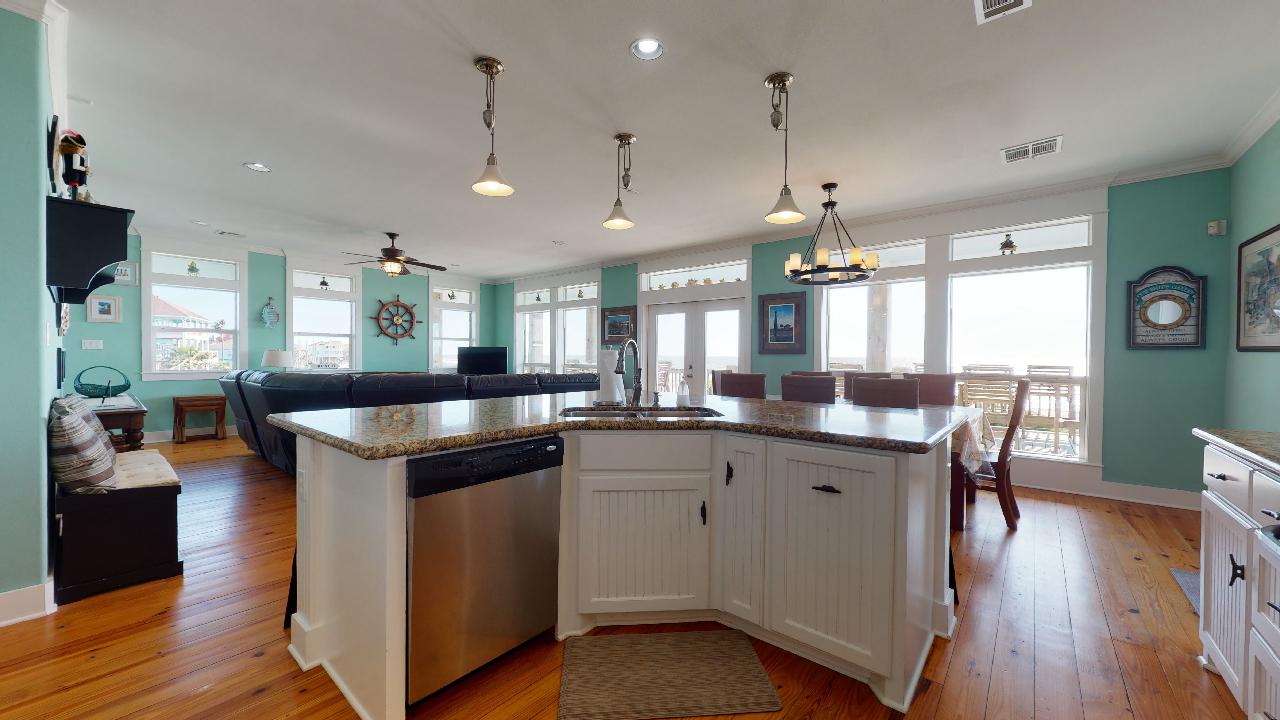 Buccaneer House | Photo 4