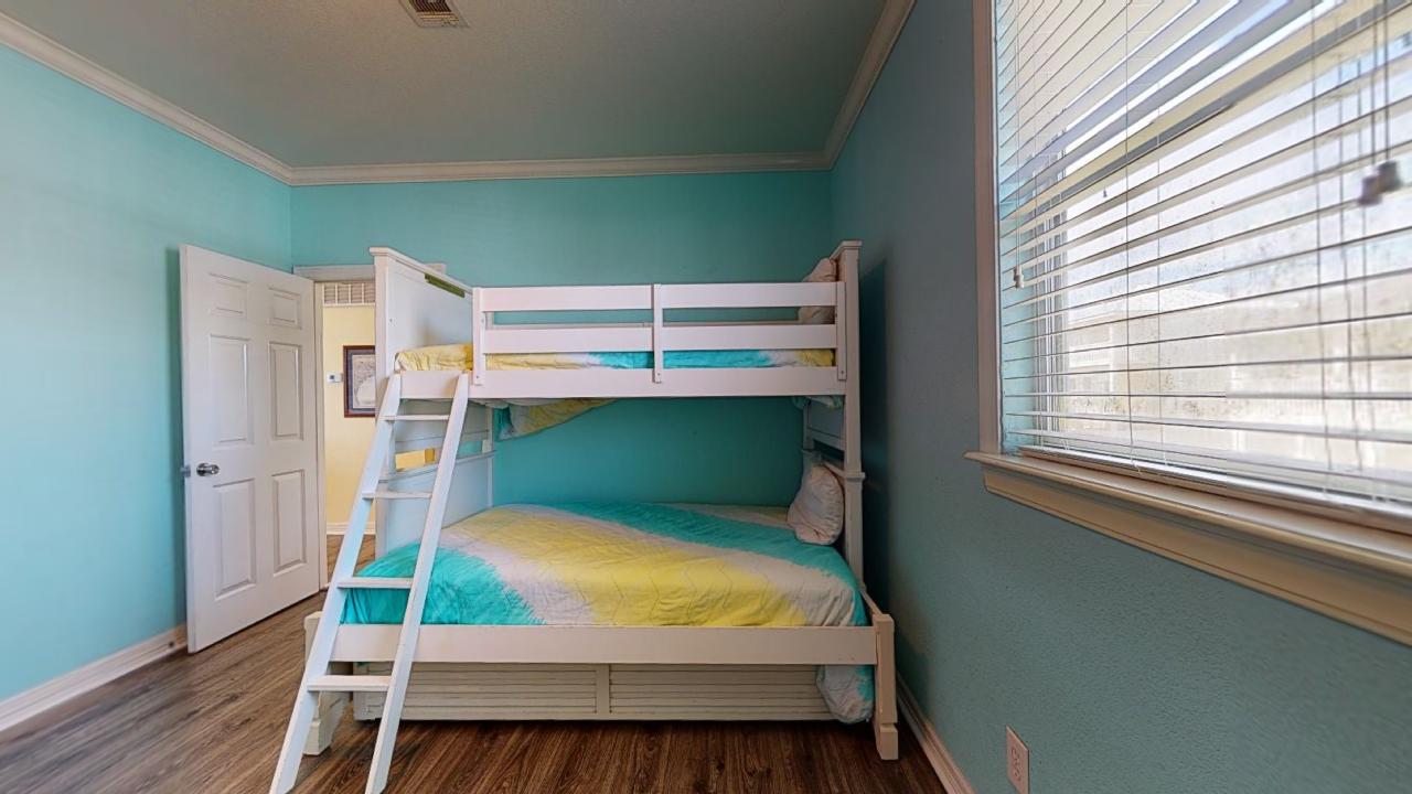 Clamdigger | Photo 14