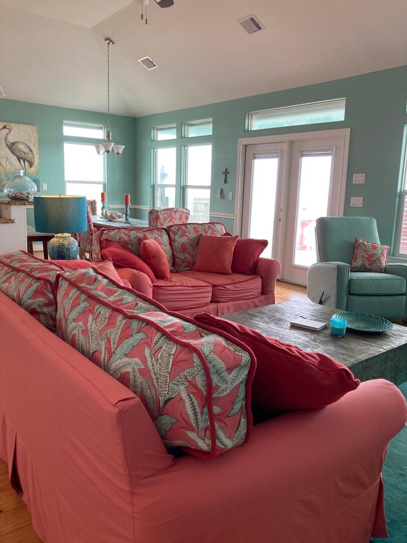 Aquamarine | Photo 5