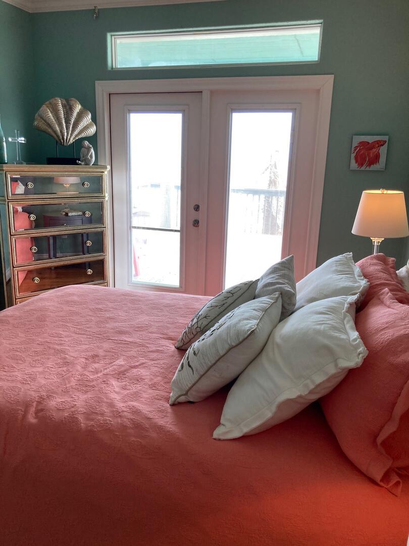 Aquamarine | Photo 12