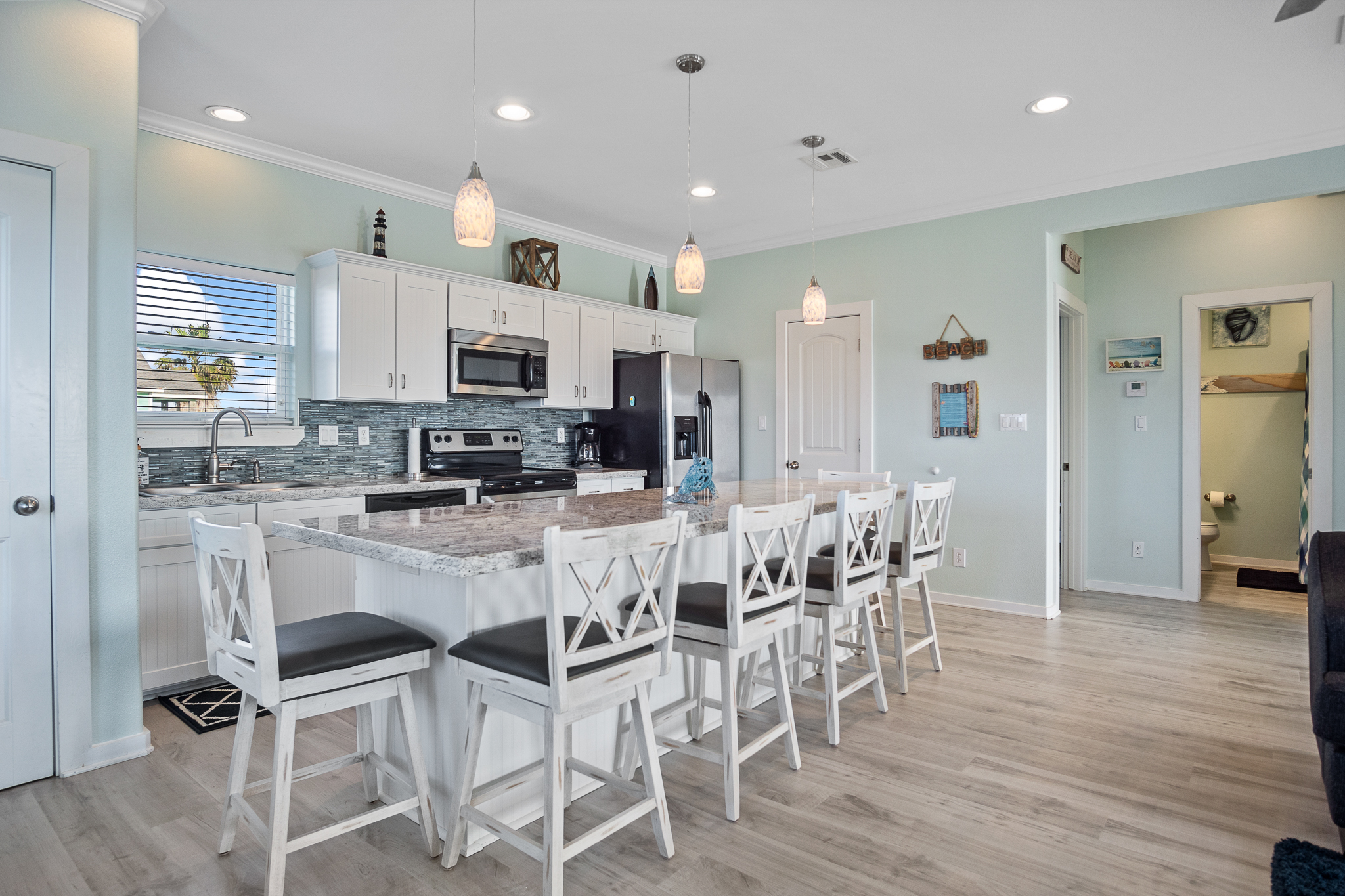 Crew Rest | Photo 12