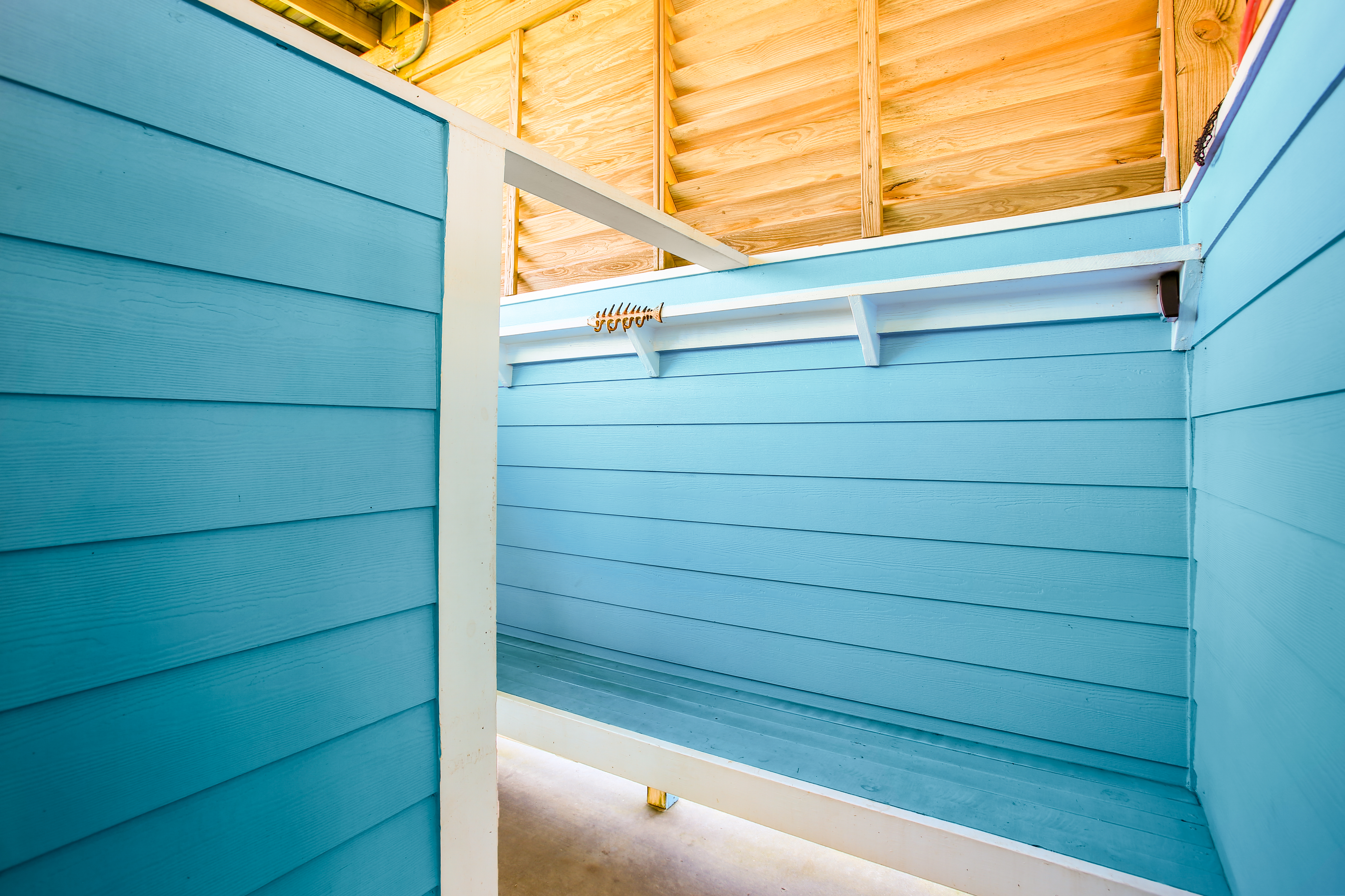 Flip Flops & Tank Tops | Photo 29