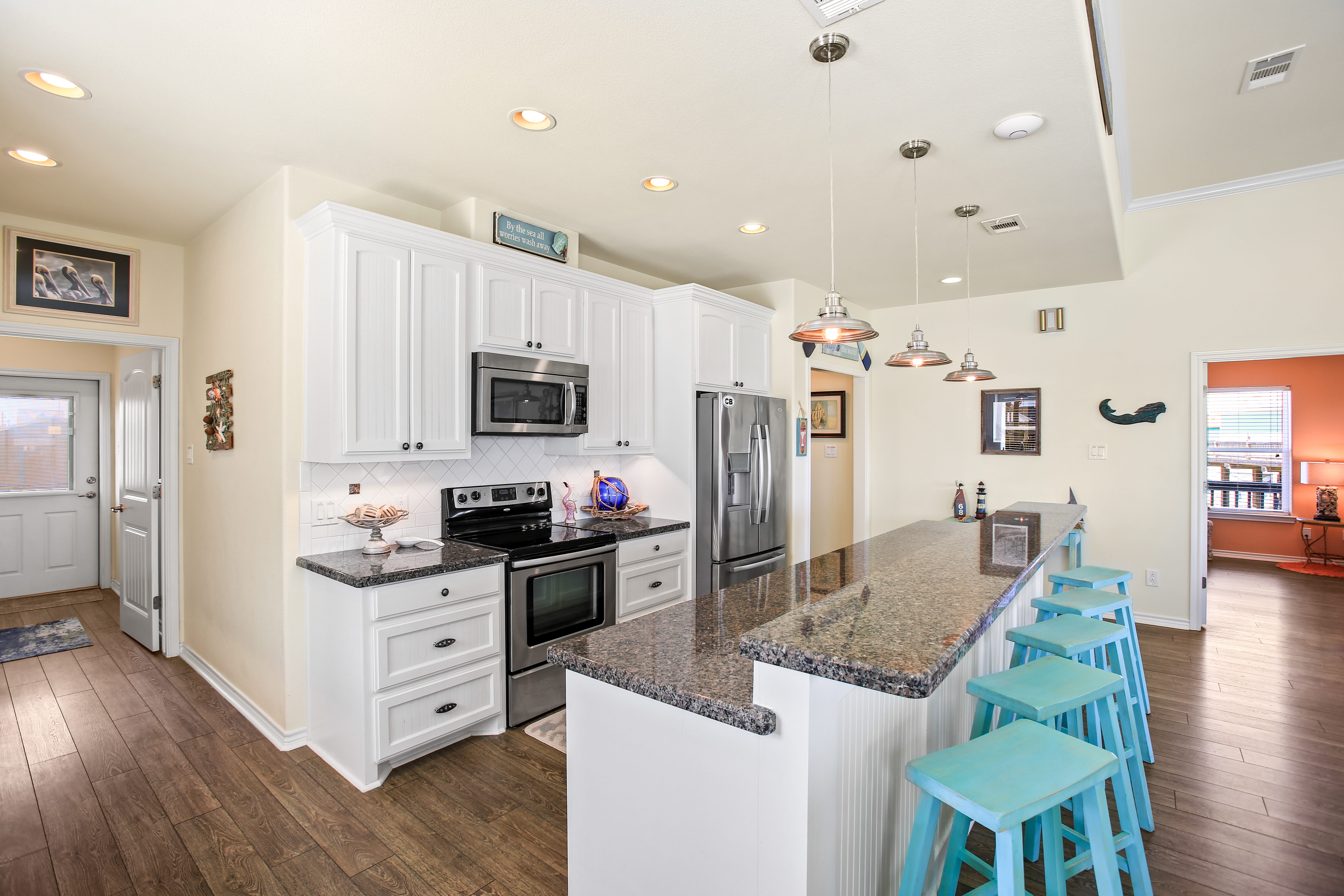 Flip Flops & Tank Tops | Photo 8