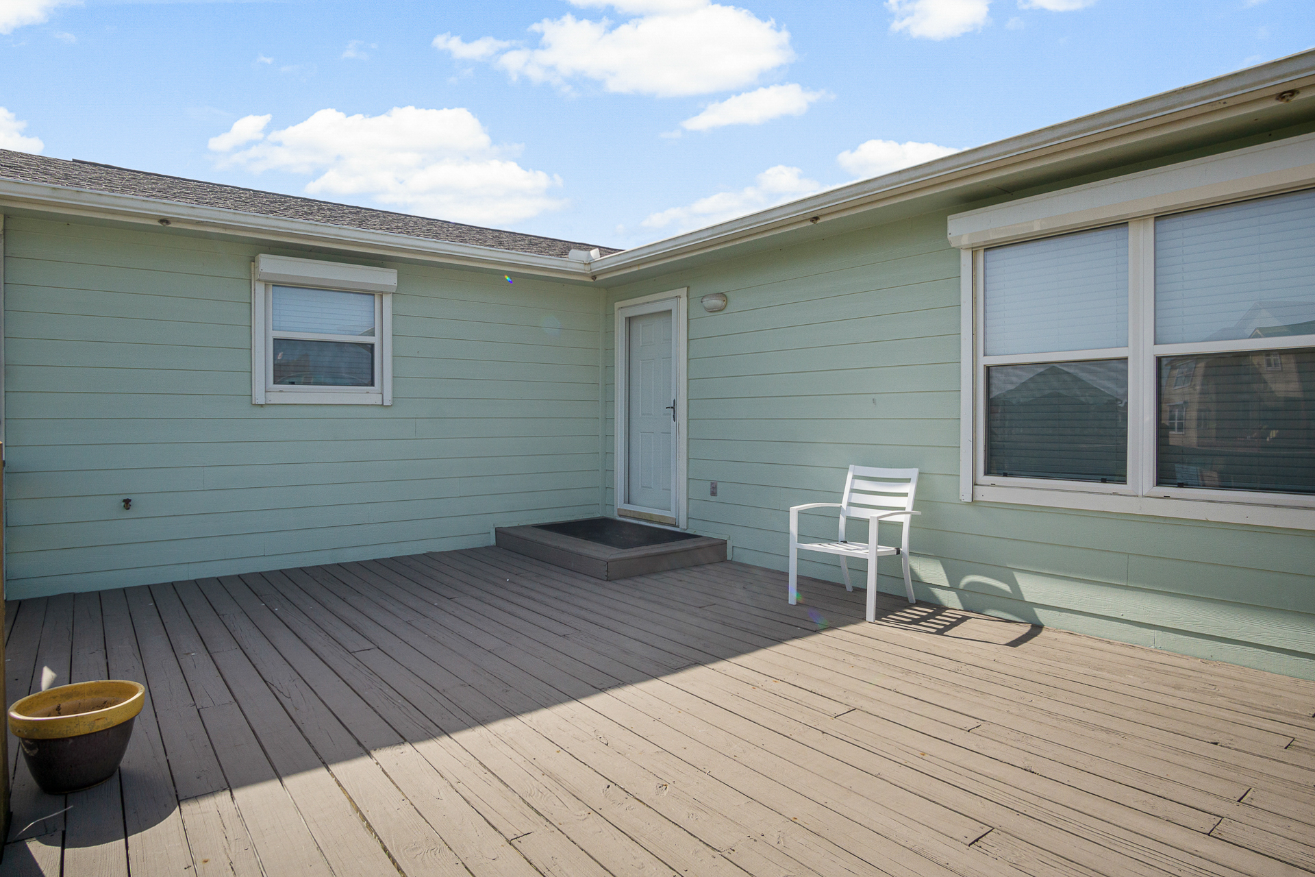 The Regal Beagle | Photo 25