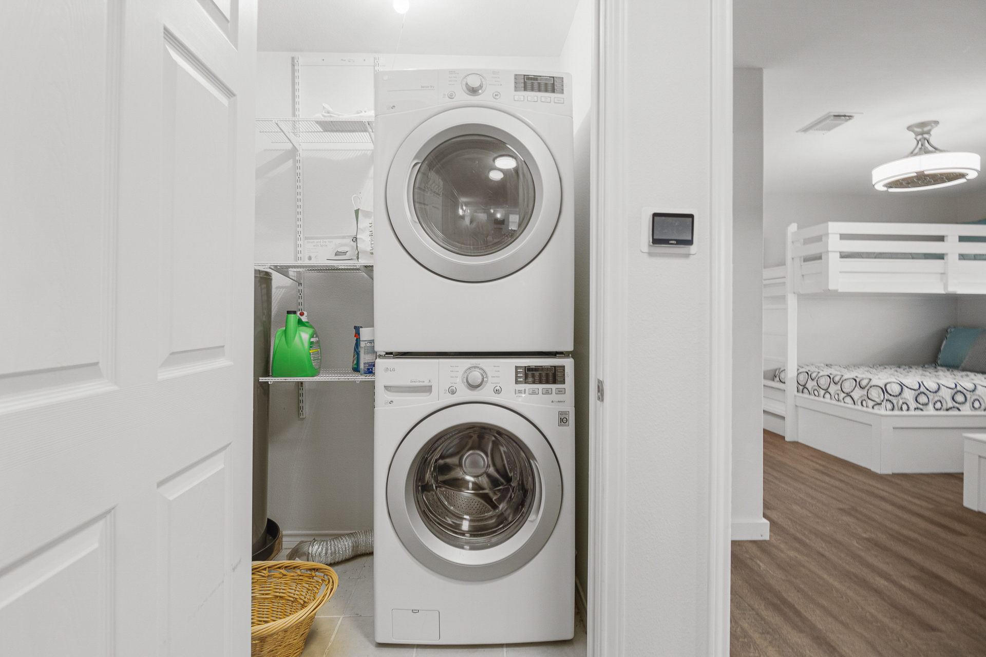 The Regal Beagle | Photo 22