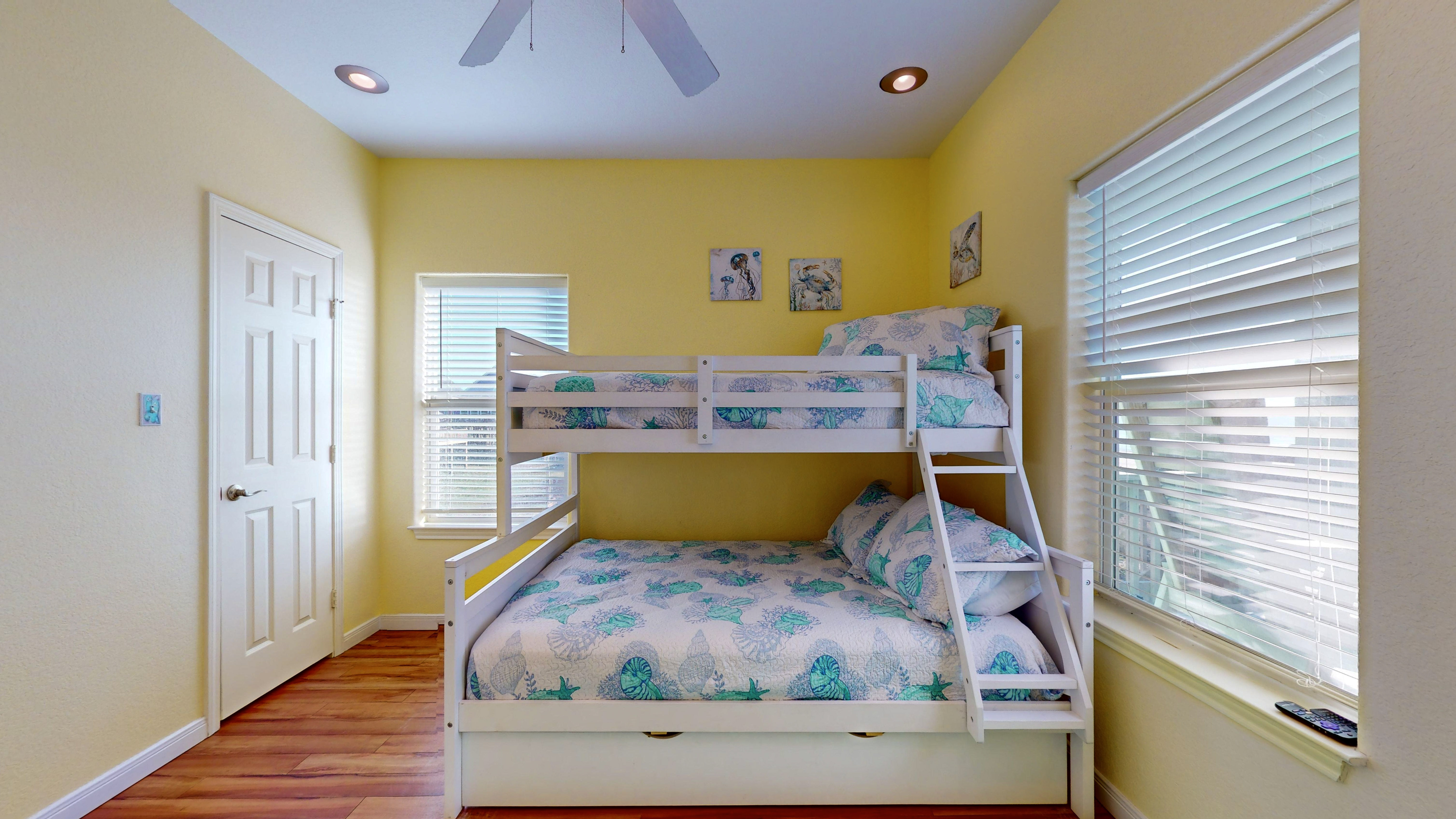 Coastal Breeze | Photo 26