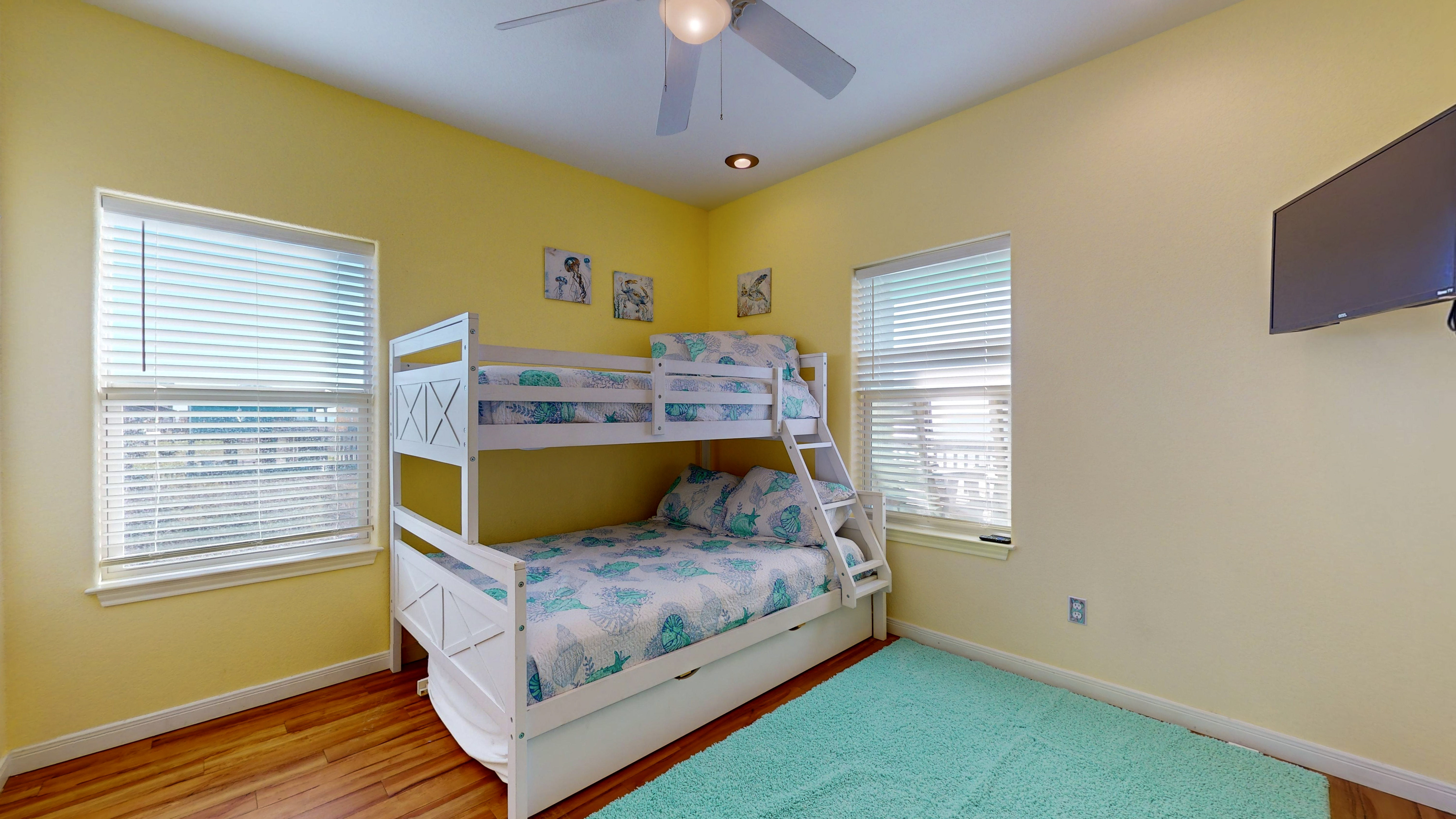 Coastal Breeze | Photo 25