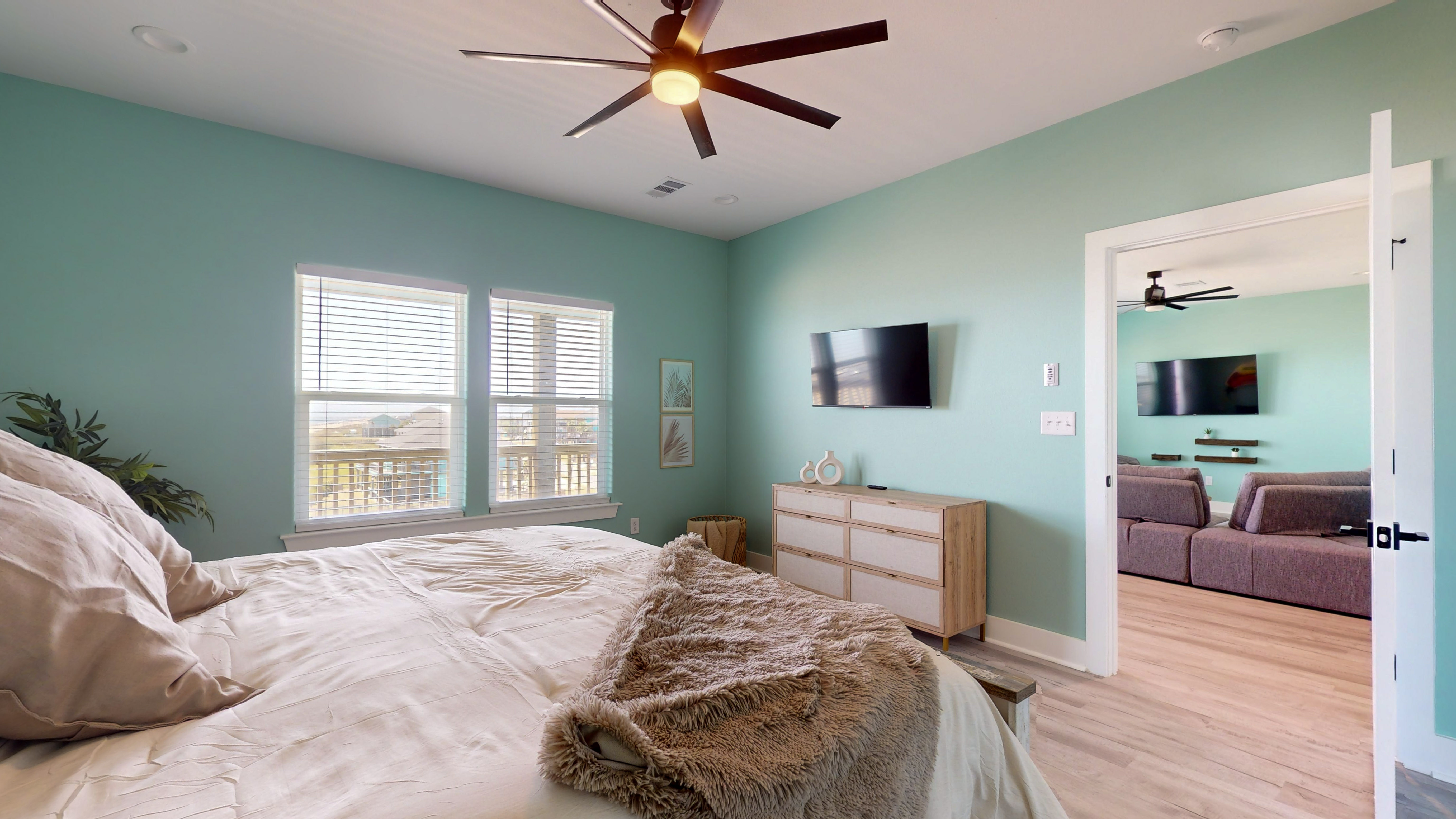 Tiffany House | Photo 11