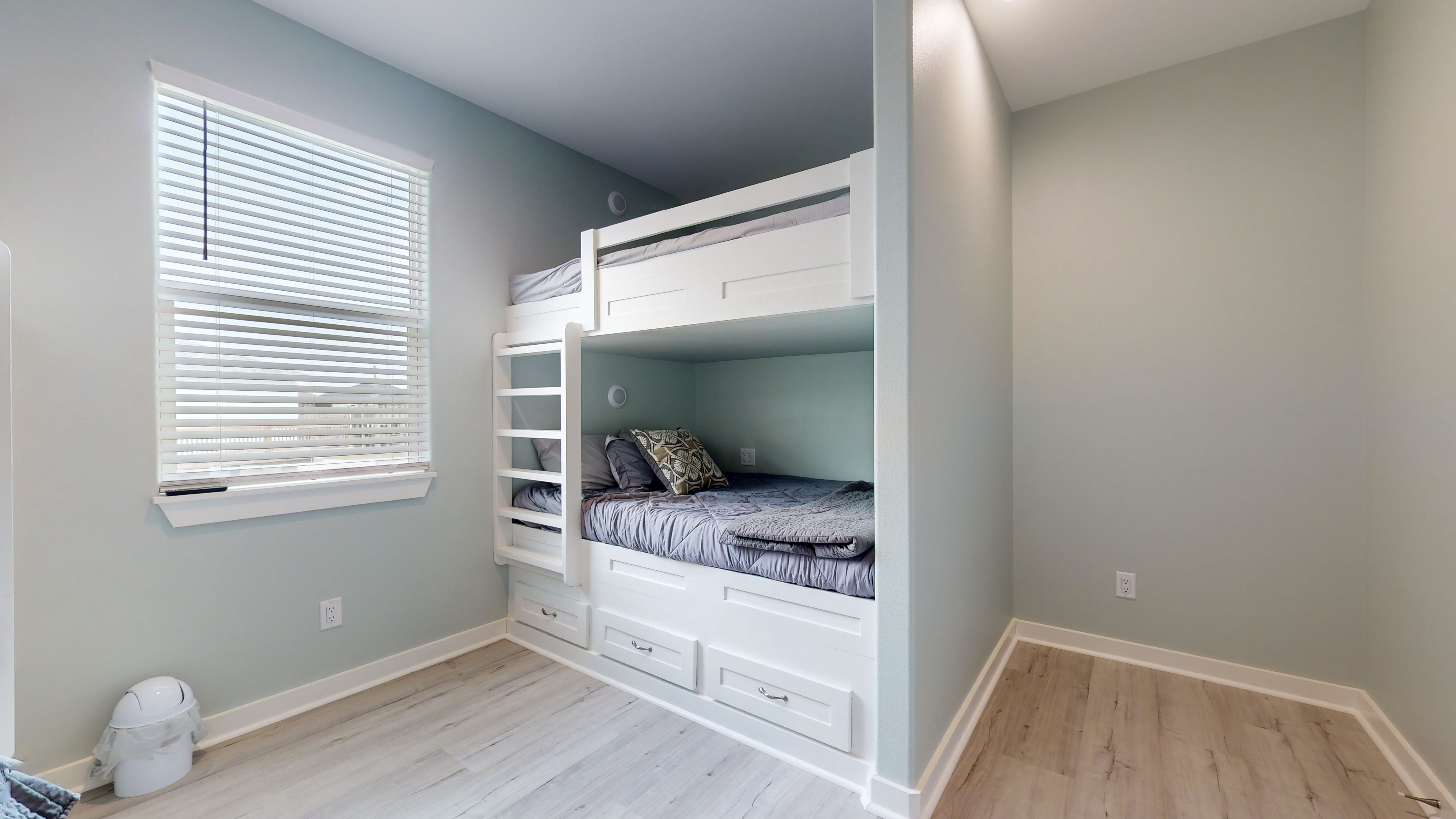 Sea Ya On The Flip Side | Photo 14