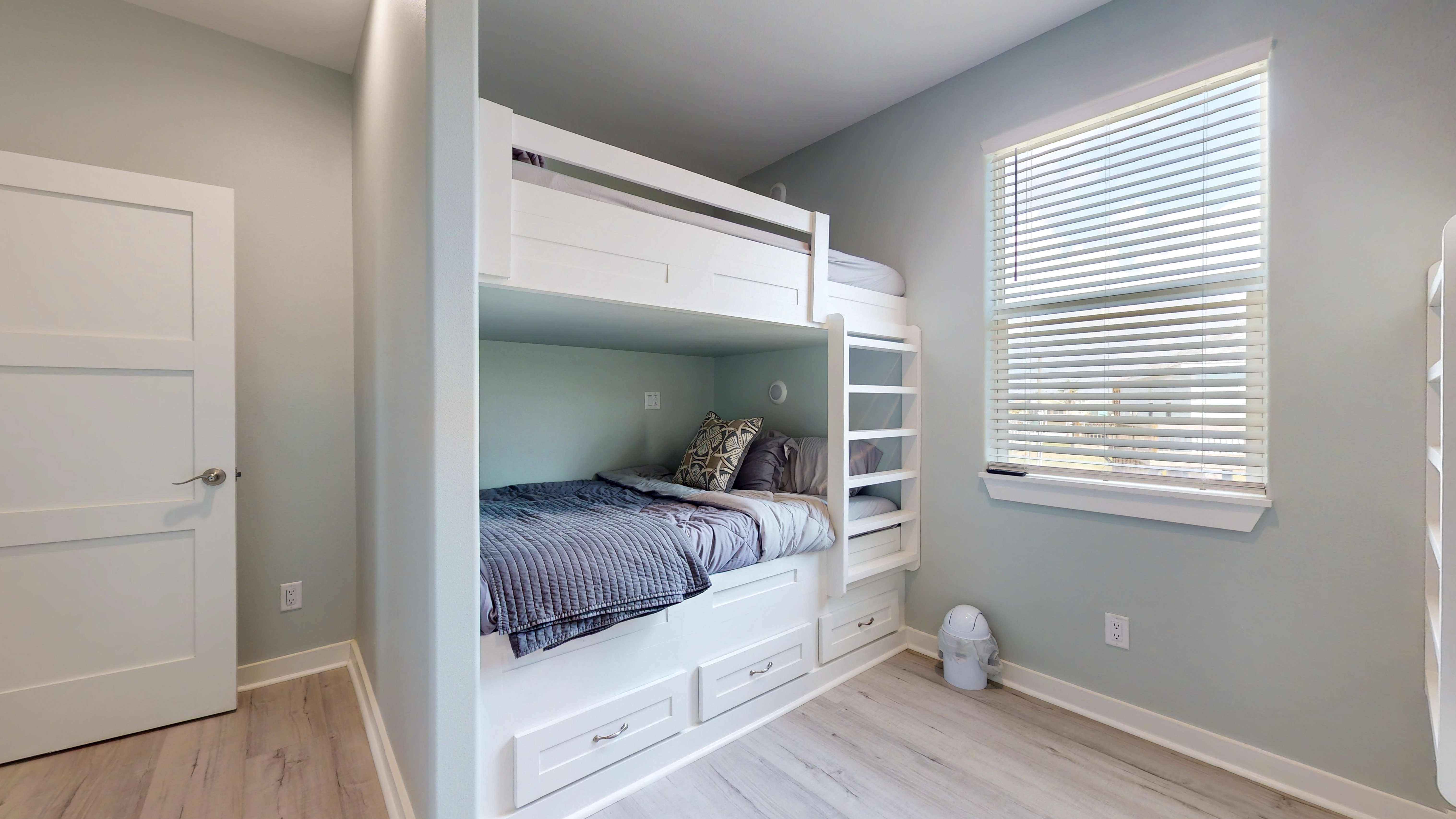 Sea Ya On The Flip Side | Photo 22